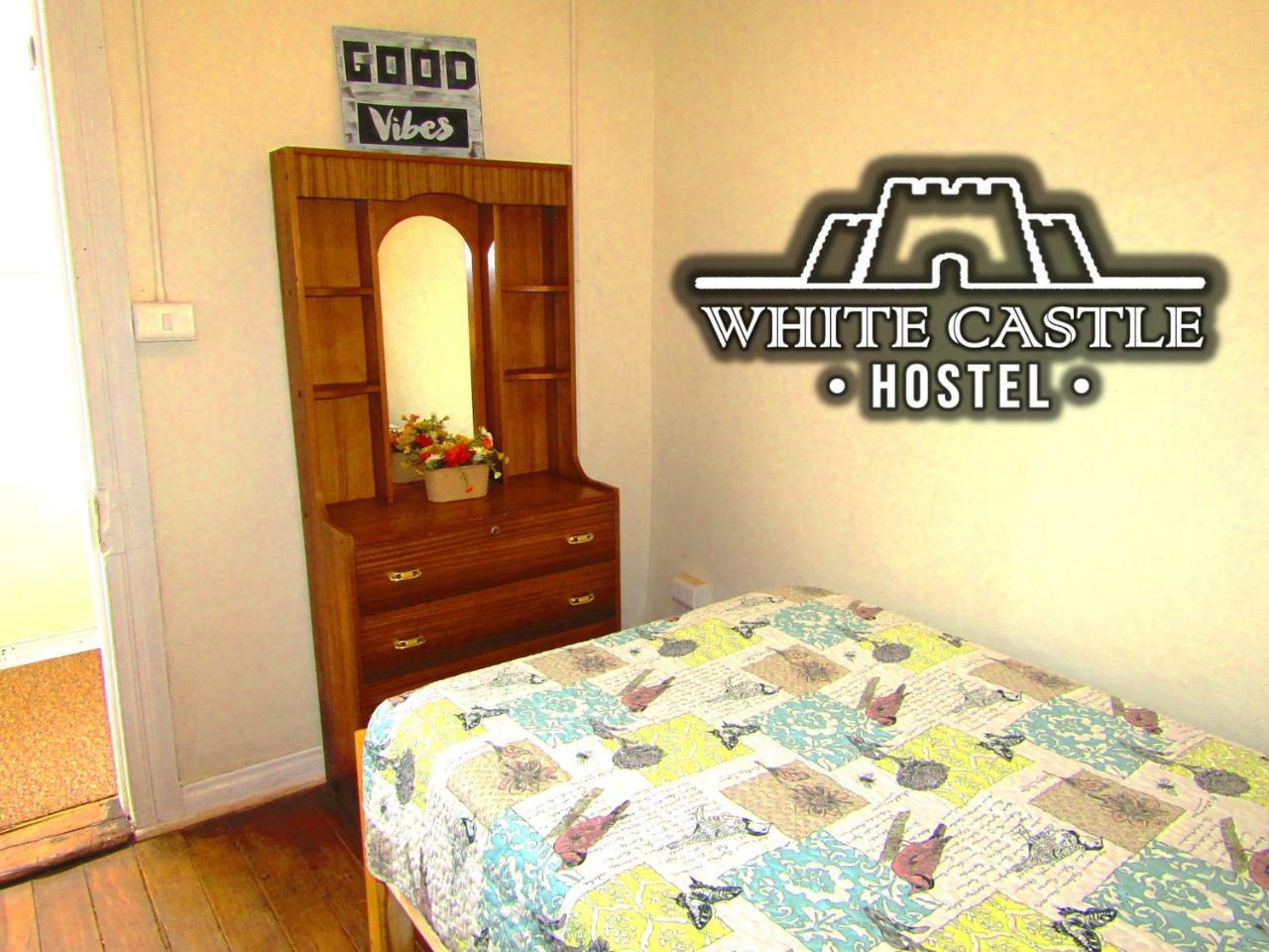 White Castle Hostel Valparaíso Extérieur photo