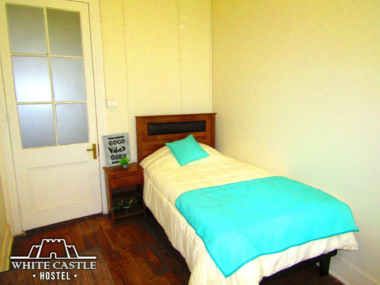 White Castle Hostel Valparaíso Extérieur photo